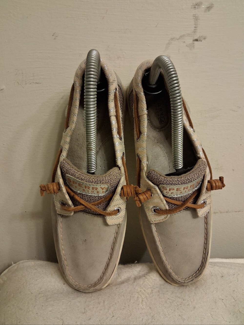 Sperry Women’s Taupe and Brown Leather-Trim Boat Shoes size 7.5